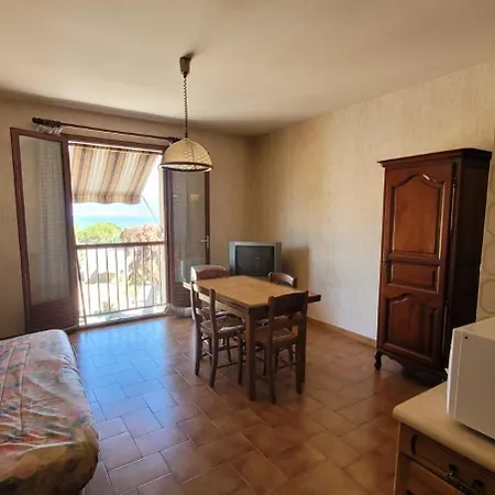 דירה Studio Porticcio פורטיסיו